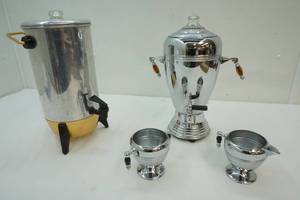 lot 330 image: Electrical percolator