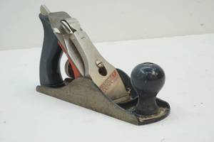 lot 345 image: Stanley handyman Plane