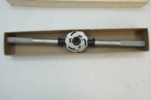 lot 346 image: Tap and Die stock