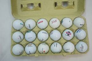 lot 462 image: Golf balls