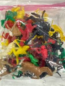 lot 48 image: Vintage Plastic Indians, Horses, Cowboys Lot