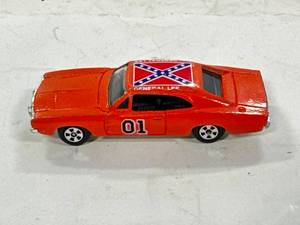 lot 80 image: General Lee Dukes of Hazzard 1981 Diecast