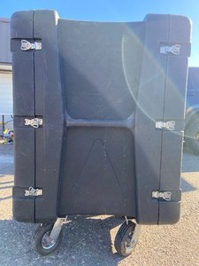 SKB Shock Case