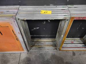 lot 29 image: (6) Aluminum Screen Frames, 23x31...