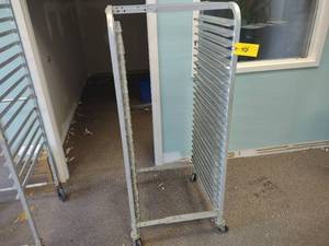 lot 45 image: Aluminum Screen Cart, Fits 23 Scre...