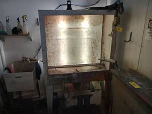 lot 49 image: Spray Out Booth, 42x37 Opening, 24...