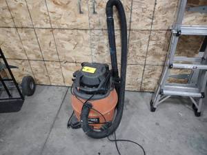 lot 61 image: Ridgid BlowerVac...