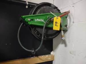 lot 62 image: Reel Craft Reeltek Air Hose Reel wi...