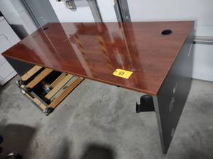 lot 88 image: Office Desk, 71x30...