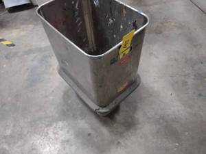 lot 145 image: Seco Stainless Steel Cart, 17x12x21...