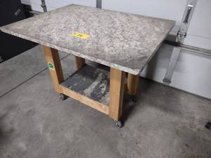 lot 86 image: Rolling Workbench, 42x32...