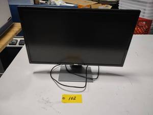 lot 102 image: Dell 28 Monitor...
