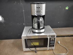 lot 121 image: Microwave Oven & Coffee Pot...