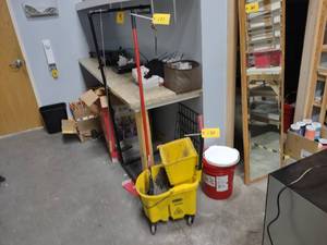 lot 170 image: Rubbermaid Mop Bucket & Mop...