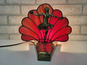 lot 350 image: Art Deco L&L Wmc Stained Glass and Nude Woman Table Lamp - WORKS