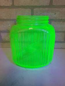 lot 369 image: Vintage Uranium Glass Jar