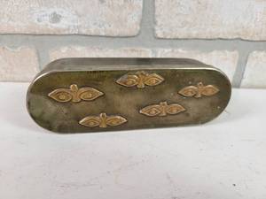 lot 402 image: Vintage Enrique Zavala Handmade Trinket Box