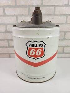 lot 417 image: Vintage PHILLIPS 66 5 Gallon Steel Fuel Can