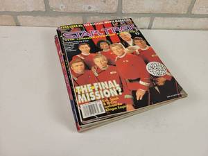 lot 431 image: (14) Vintage STAR TREK Magazines