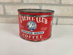 lot 444 image: Vintage Tin YACHT CLUB 1# Coffee Can