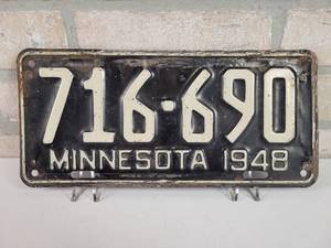 lot 464 image: 1948 Minnesota License Plate