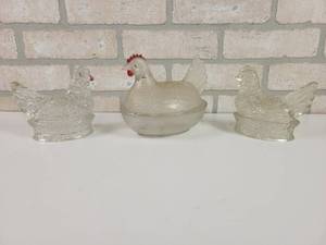 lot 478 image: INDIANA Glass Nesting Hen Candy Jar and (2) Millstein Jeannette Glass Hens