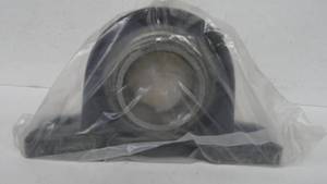 lot 6 image: Hub City 2 316 - 2 Bolt Set lock Bearing Pillow Block