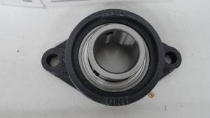lot 8 image: Hub City 1 34 - 2 Bolt set lock flange with bearing