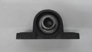 lot 83 image: 34 Bearing Block & Bearing with set screws Hub City 04