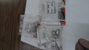 lot 90 image: 60 DBL-un Camozzi Fitting #6950-04-00