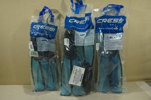 lot 251 image: 3 Pairs Cressi Adult Swim Fins