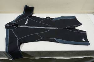 lot 262 image: Cressi Lido Mens 2mm Wet Suit -Large4