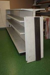 lot 319 image: Retail Gondola Shelving