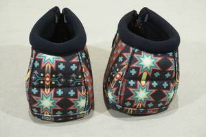 lot 190 image: Professionals Choice Bell Boots -Large