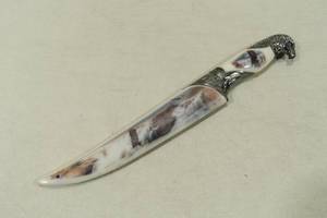 lot 34 image: Eagle Theme Collector Knife