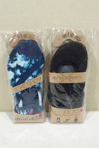 lot 78 image: 2 Pairs Womens Fitkicks -Size XL