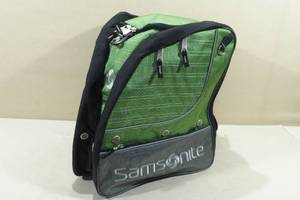 lot 112 image: Samsonite Boot Bag -GreenSilver