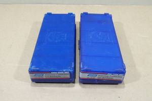 lot 154 image: 2 Norton Waterstone Combination Grit Benchstones -2201000 & 40008000 Grit