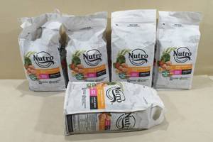 lot 178 image: 25lbs Nutro Small Breed Adult Dog Food