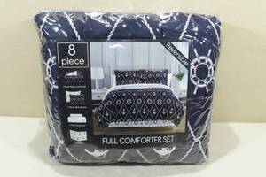 lot 40 image: New 8 Piece Reversible Comforter Set -Full