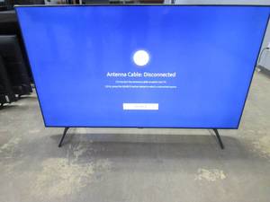 lot 955 image: Samsung 70 Class TU7000 Crystal UHD 4K Smart TV UN70TU7000BXZA