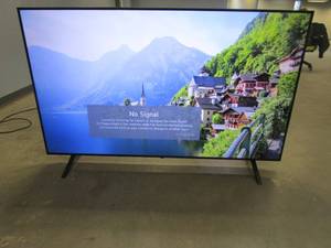 lot 975 image: LG - 75 Class UQ75 Series LED 4K UHD Smart webOS TV Model75UQ7590PUB