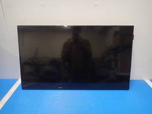 lot 6 image: Samsung&nbspDC40E TV  40 screen with 1920 x 1080 HD resolution  Includes power cable