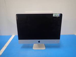 lot 15 image: Apple&nbspiMac14,1 A1418 ME086LLA All in one PC &nbspINTEL(R) CORE(TM) I5-4570R CPU  2.70GHZ  16GB DDR3 SDRAM  1TB HDD  Includes IOS and power cable &nbspsome cracks chips scratches and wearing of the top layer
