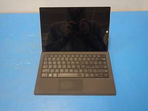 lot 67 image: Microsoft&nbspSurface Pro 3 1631 Tablet with Keyboard case &nbspIntel(R) Core(TM) i5-4300U CPU  1.90GHz  4GB RAM  128GB M.2 SSD  NO OS  No cables