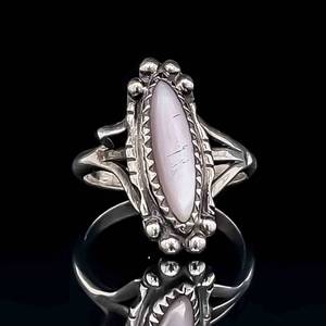 Art Nouveau Styled Moonstone Elegant Estate Ring