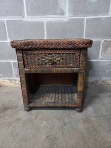 lot 23 image: Wicker Night Stand