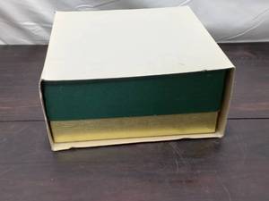 lot 38 image: Lennox Holy Family Nativity Set