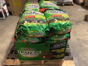 lot 40 image: Spectracide 20 lbs. Triazicide Lawn Insect Killer Granules, Review all pictures