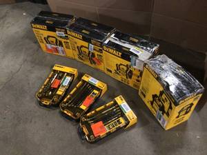 Mix Lot of Dewalt BatteryChargersInverters, Customer returns, Review all pictures